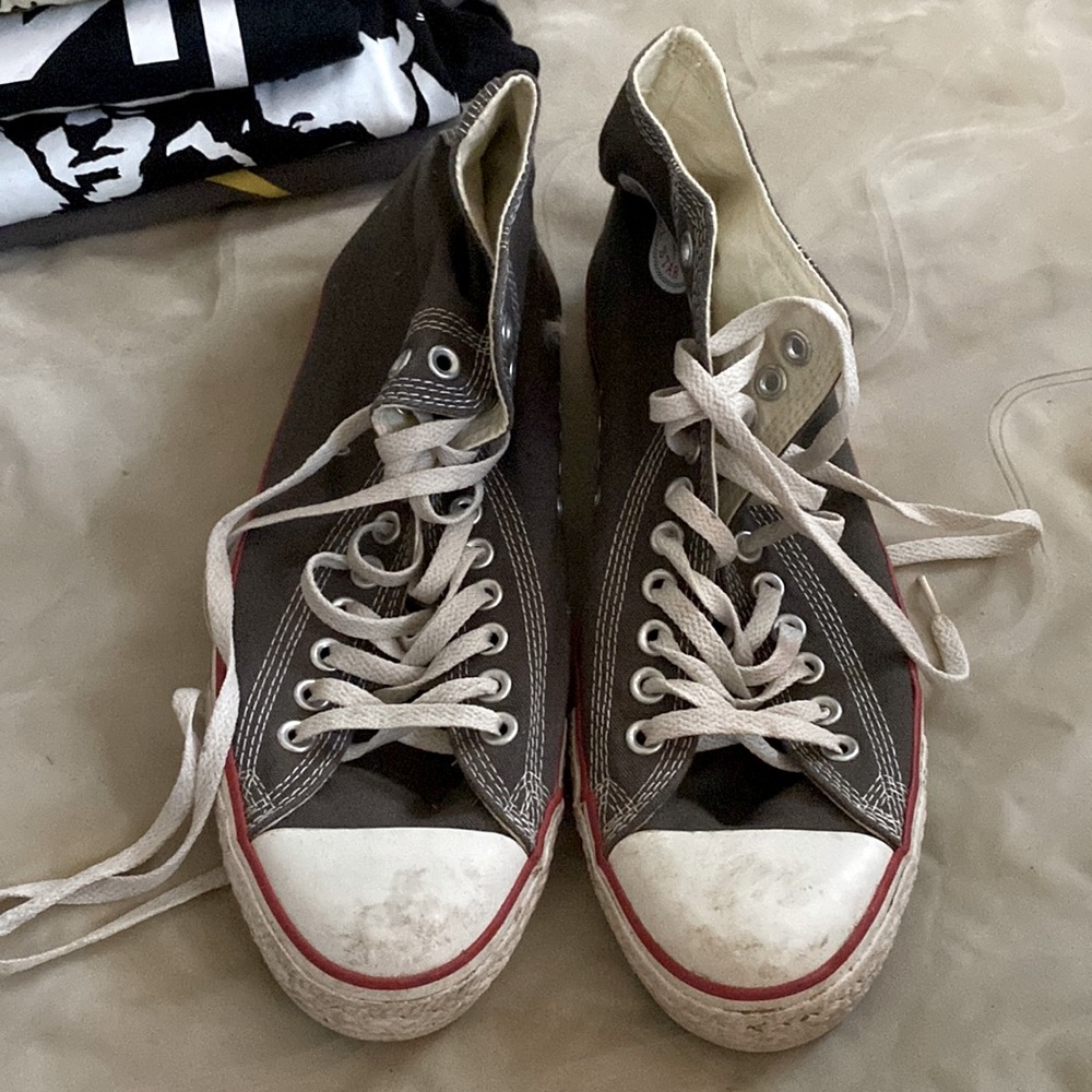 Grey converse high tops